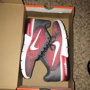 NIKE air max sequent 2